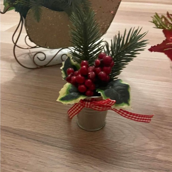 Christmas Decor - Picture 3 of 3